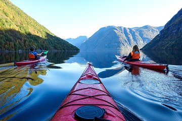 Fjord Paddle in Hellesylt - Half Day Kayaking Tour