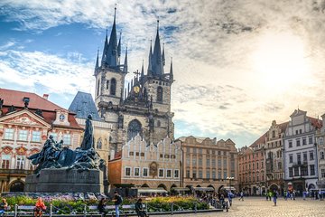 Private Transfer from Brno to Prague with 2 hours for sightseeing