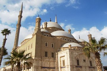 Cairo Layover Tours to Citadel, Khan and Cave Church 