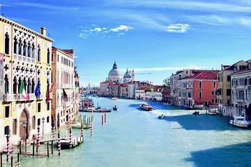 Venice: 30 min private Gondola Ride with Guide