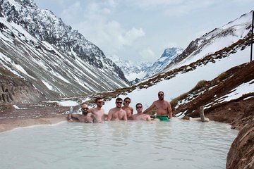 Cajón del Maipo (Termas de Colina) full day