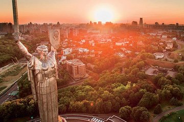 Must-see sights in Kiev by car