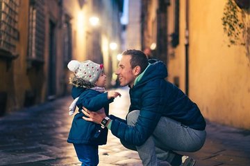 Private Photo Session with a Local Photographer in Lucca