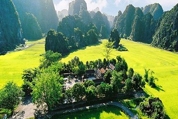 Hoa Lu - Trang An - Mua Cave Day Tour: Boat, Bike, Buffet Lunch