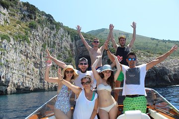 Small Group Speedboat Excursion: Karaburun National Marine Park 