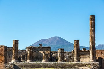 Naples Shore Excursion: the Amalfi coast and Pompeii with skip the line tickets