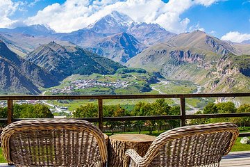 Private 5-Day Tours & Transfers from Tbilisi to Top Georgia Spots