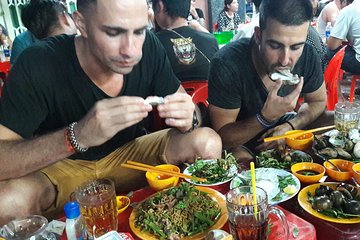 Saigon Street Food and Sightseeing Tour