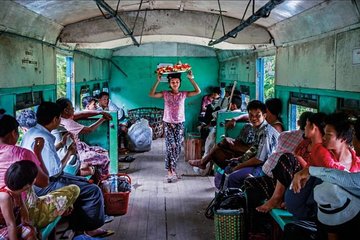 Yangon morning food tour with train ride 