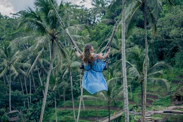 Ubud Swing with Private Photographer