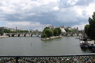 Paris - Historic Guided Walking tour