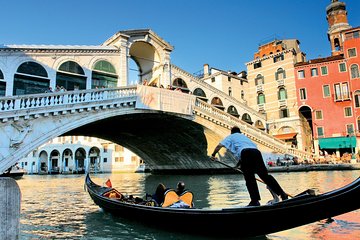 Skip the Line: Morning Venice Gondola Ride, Walking Tour & St Mark's Basilica