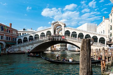 Public Tour: Shared gondola ride