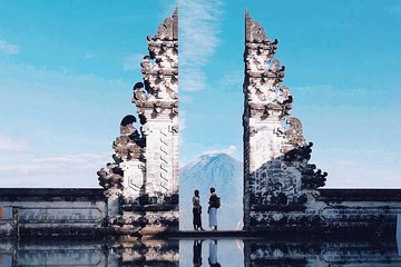 PrivateTour Lempuyang Temple - Gate of Heaven Instagram favorites