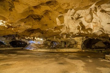 Private transportation from Montego Bay to Green Grotto Caves Attraction