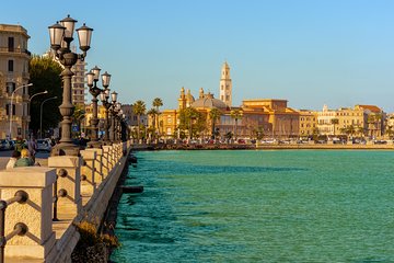 Private Transfer from Naples to Bari with 2 hours for sightseeing