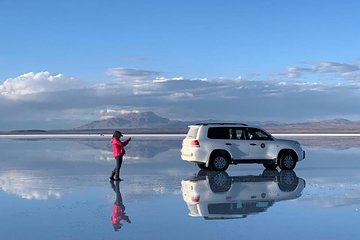 Standar 3 Days Uyuni Salt Flats and Colorfull Lagoons