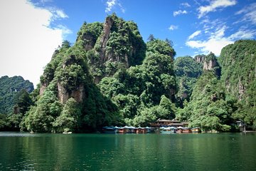 Private Day Tour of Baofeng Lake and Yellow Dragon Cave