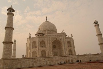 Delhi to Agra: Daily Group Escapes to the Taj Mahal & Agra Fort