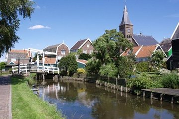 Off the beaten paths Dutch Country Side Private Tour in Jaguar