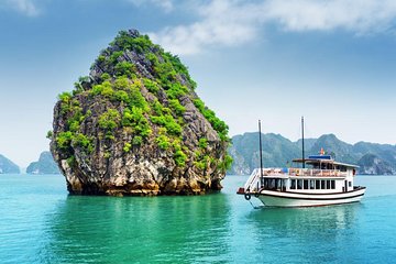 Halong Bay Full-Day Adventure Cruise from Hanoi