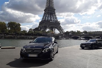 Private transfer: Paris Charles de Gaulle airport (CDG) to Paris