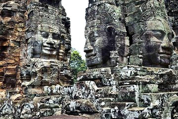 Explore Angkor Wat Temple , Bayon Temple and Jungle Temple Ta-Prohm