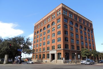 JFK Assassination Tour with JFK Museum and Oswald's Rooming House