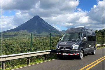 Shared Shuttle from Manuel Antonio to San Jose