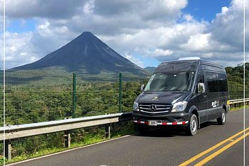 Private Transport from Monteverde to La Fortuna de Arenal