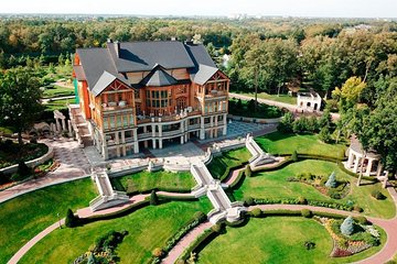 Paradise Landscape Park of Mezhyhirya 4-hour Tour