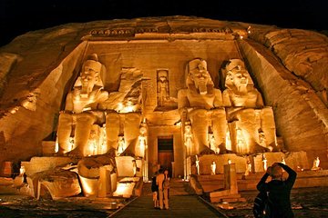 Tour to Abu Simbel by bus