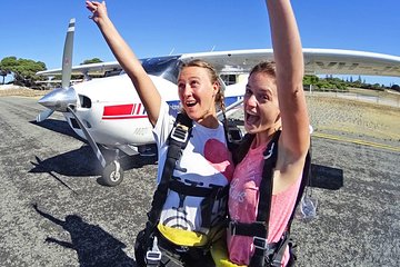 Rottnest Skydive + Fremantle Ferry Package