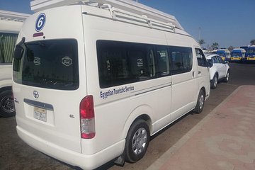 Transfer by Minivan from Hurghada Airport to all hotels in Hurghada or back