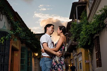 Private Photo Session with a Local Photographer in Barranquilla