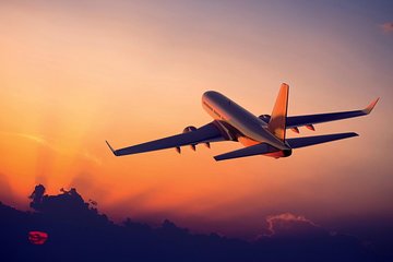 Private Arrival and Transfer Airport to Delhi Hotel by Car
