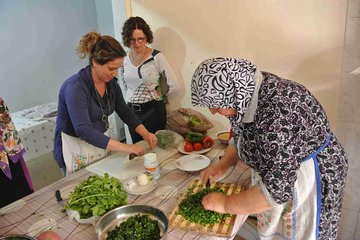 Arab Cooking Workshop and Market Tour from Arraba