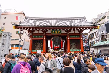 Professional photo shooting tour around Tokyo.