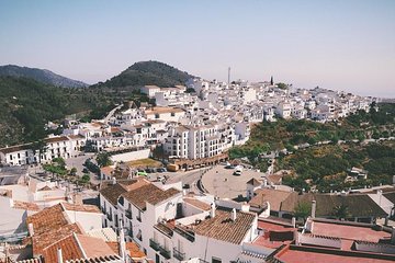 Nerja Caves, Frigiliana & Acebuchal Private Tour from Malaga 