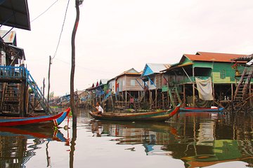 The Iridescent landscape of Tonle Sap