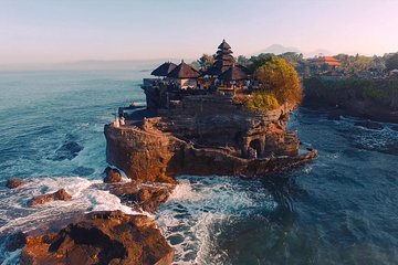 Ubud Guided Tour & Iconic Tanah Lot Temple