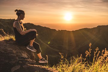 Private Mount batur Hiking and Natural Hot Springs 