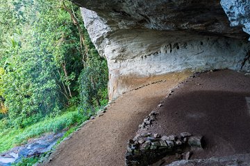 Explore Belilena Cave from Kitulgala