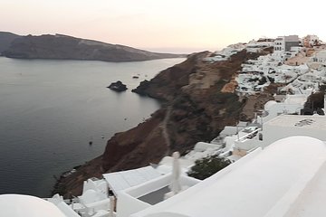 Shared Departure Transfers to Airport or Port Santorini 