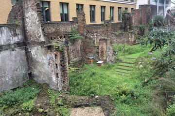 Secret Gardens of the City of London Private Tour