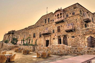 Neemrana Fort & Alwar, 2 day Rajasthan tour from Delhi