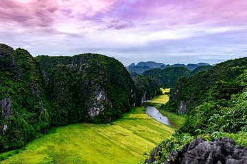 Ninh Binh Daily Tour: Hoa Lu -Mua Cave -Tam Coc- Bike-Swimming with Sunset Party