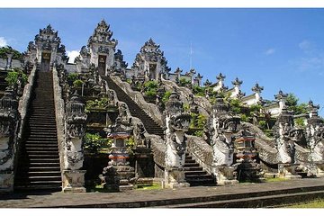 Tour Gate of Heaven at Lempuyang Temple - Blue Lagoon Snorkeling with lunch