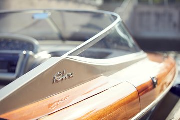 Riva Aquariva 33, a full day experience in Venice