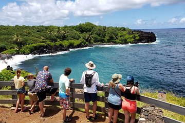 Maui Tour : Road to Hana Day Trip from Lahaina with Pick-up